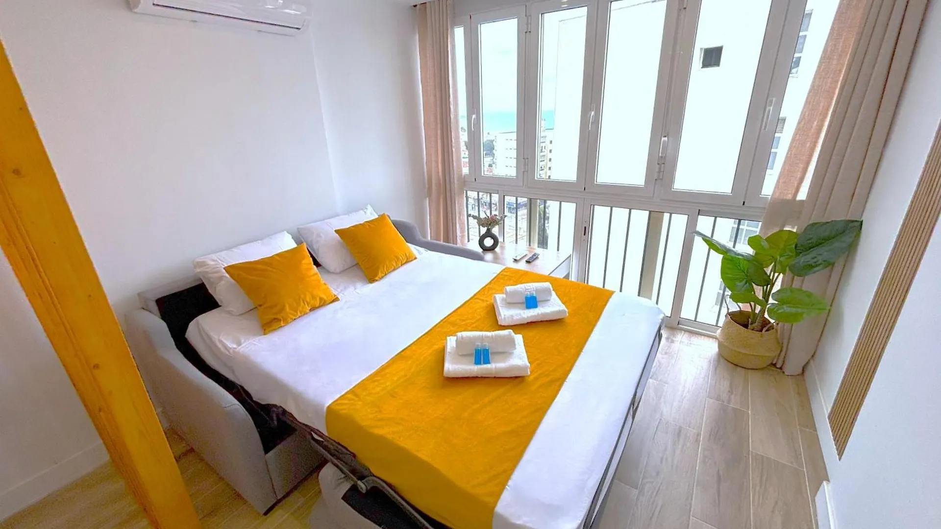 Apartamento Evans Realty Bl Estudio Lujoso & Vistas Al Mar Torremolinos Espanha